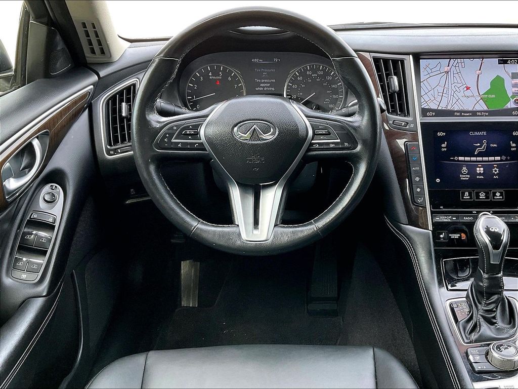 2018 INFINITI Q50 — photo 16