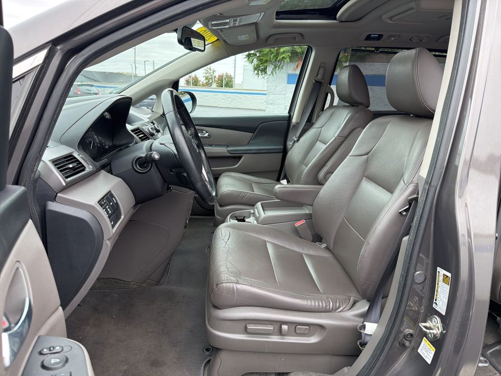 Thumbnail: 2016 Honda Odyssey - 18