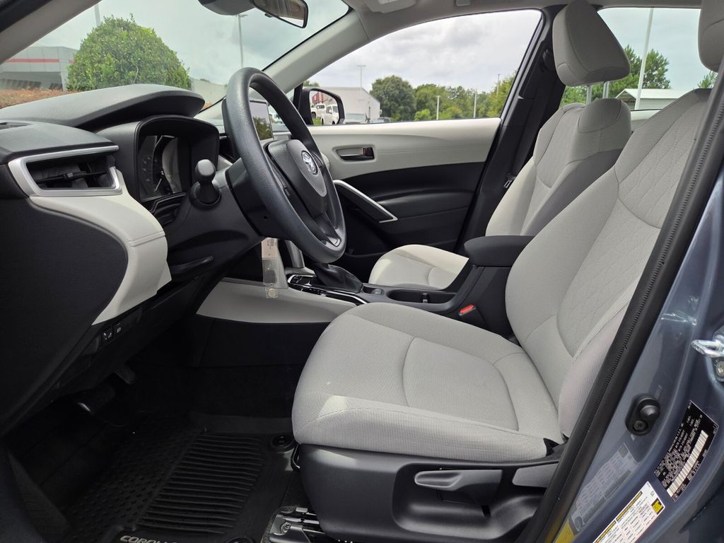 Used 2025 Toyota Corolla Cross SUV