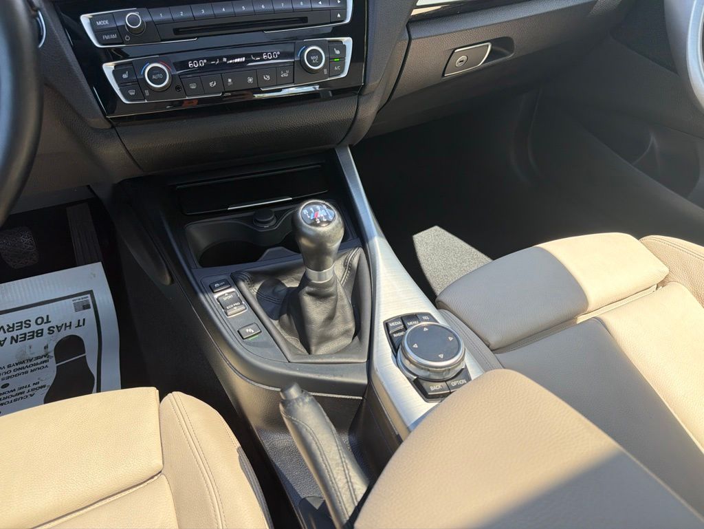 Thumbnail: 2015 BMW 2 Series - 16
