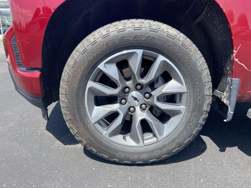 Thumbnail: 2019 Chevrolet Silverado 1500 - 9