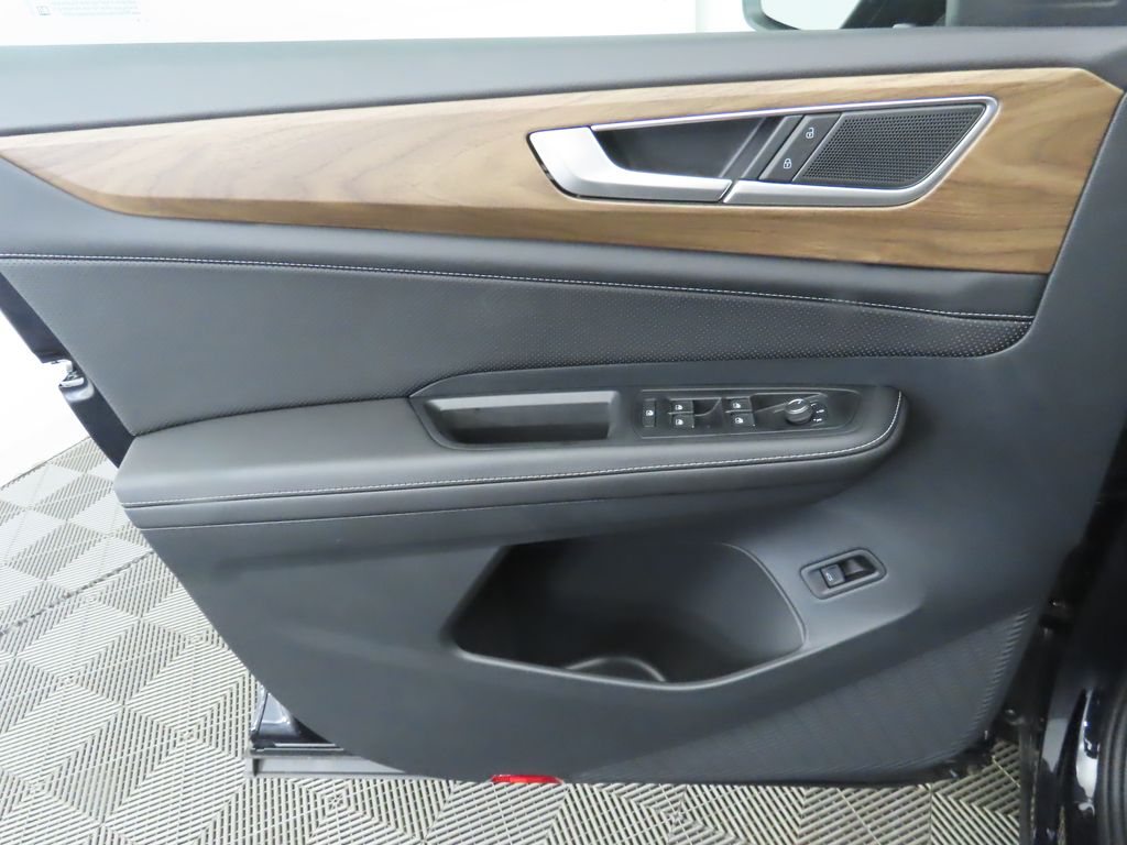 Thumbnail: 2026 Volkswagen Atlas - 25