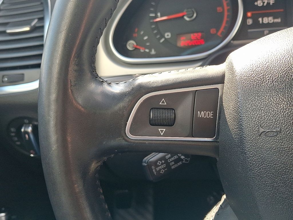 Thumbnail: 2011 Audi Q7 - 22