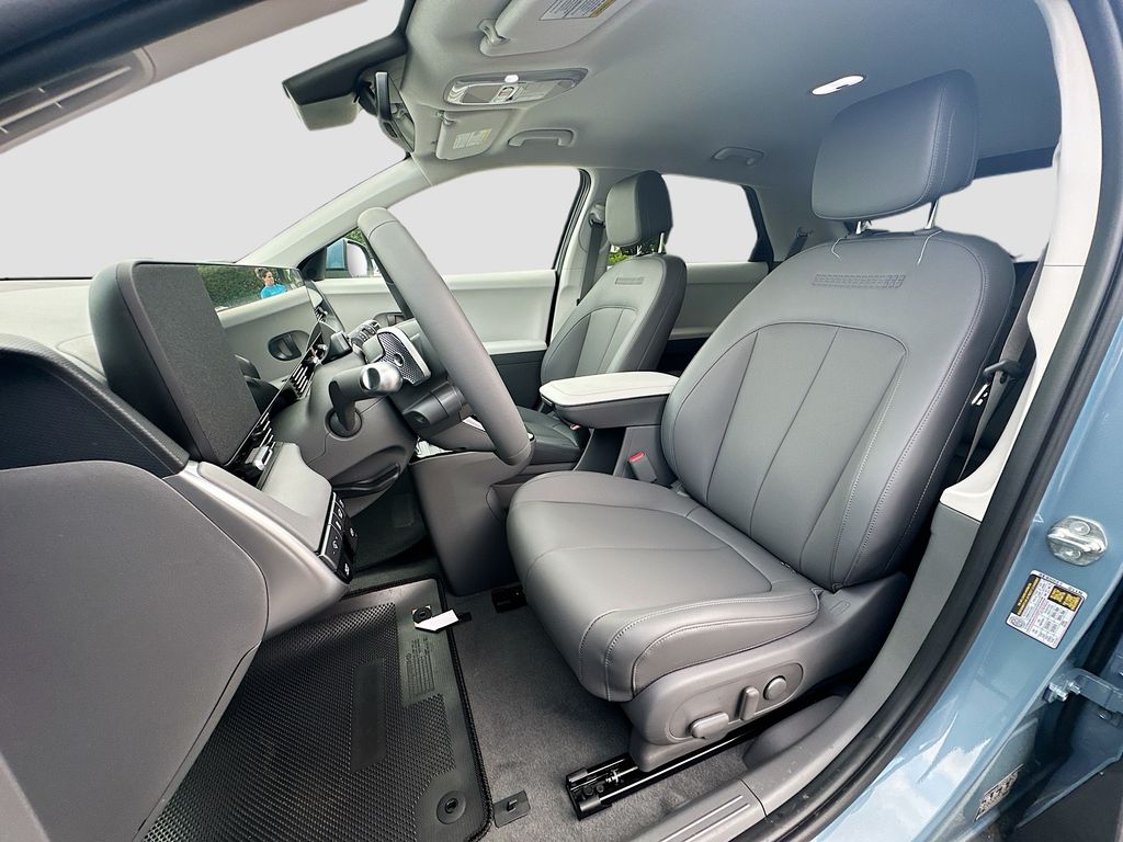 2025 Hyundai Ioniq 5 SEL 16