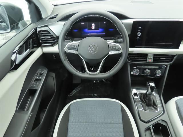 Thumbnail: 2026 Volkswagen Taos - 10