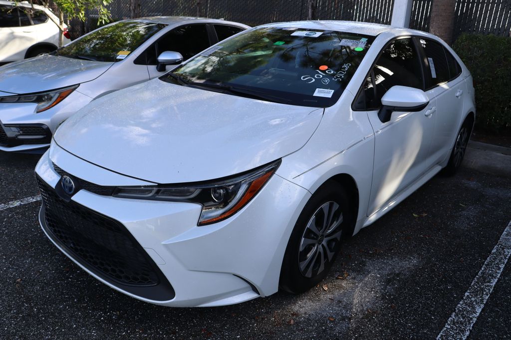 2022 Toyota Corolla LE 2