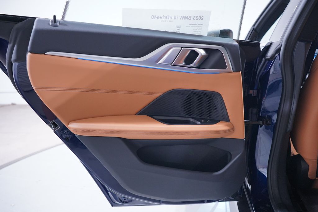 Thumbnail: 2023 BMW i4 - 17