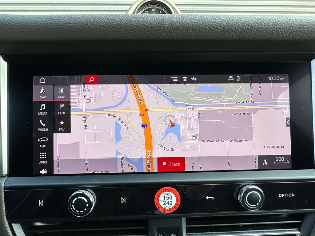 Thumbnail: 2022 Porsche Macan - 30