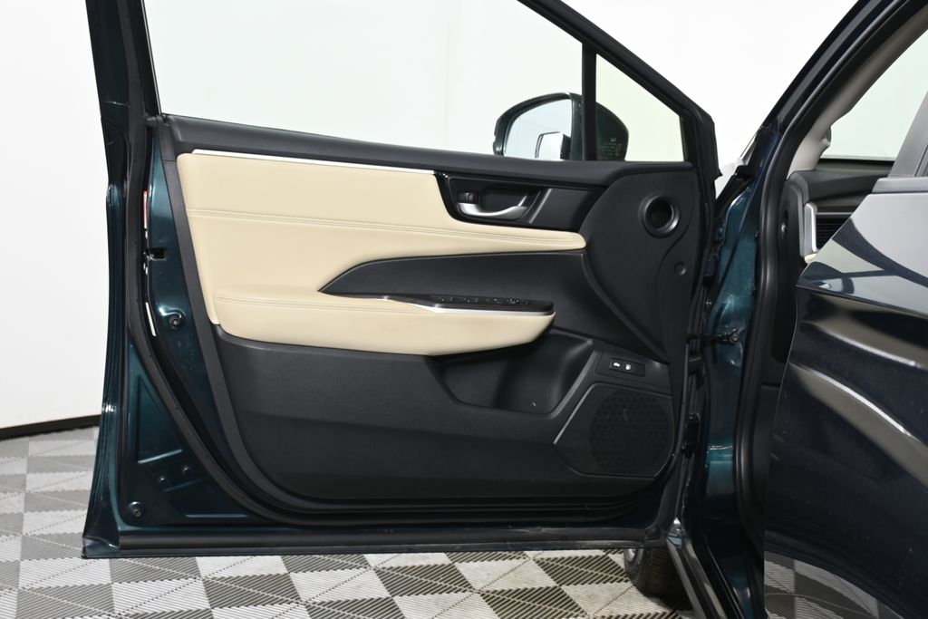 Thumbnail: 2018 Honda Clarity - 28