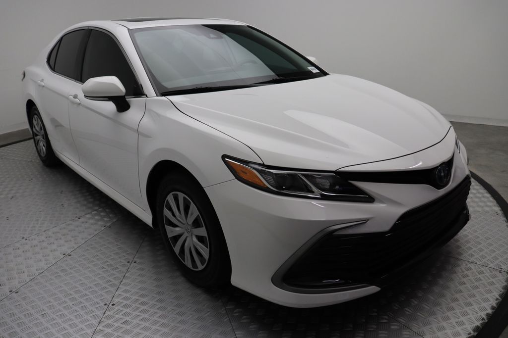 2024 Toyota Camry LE 5