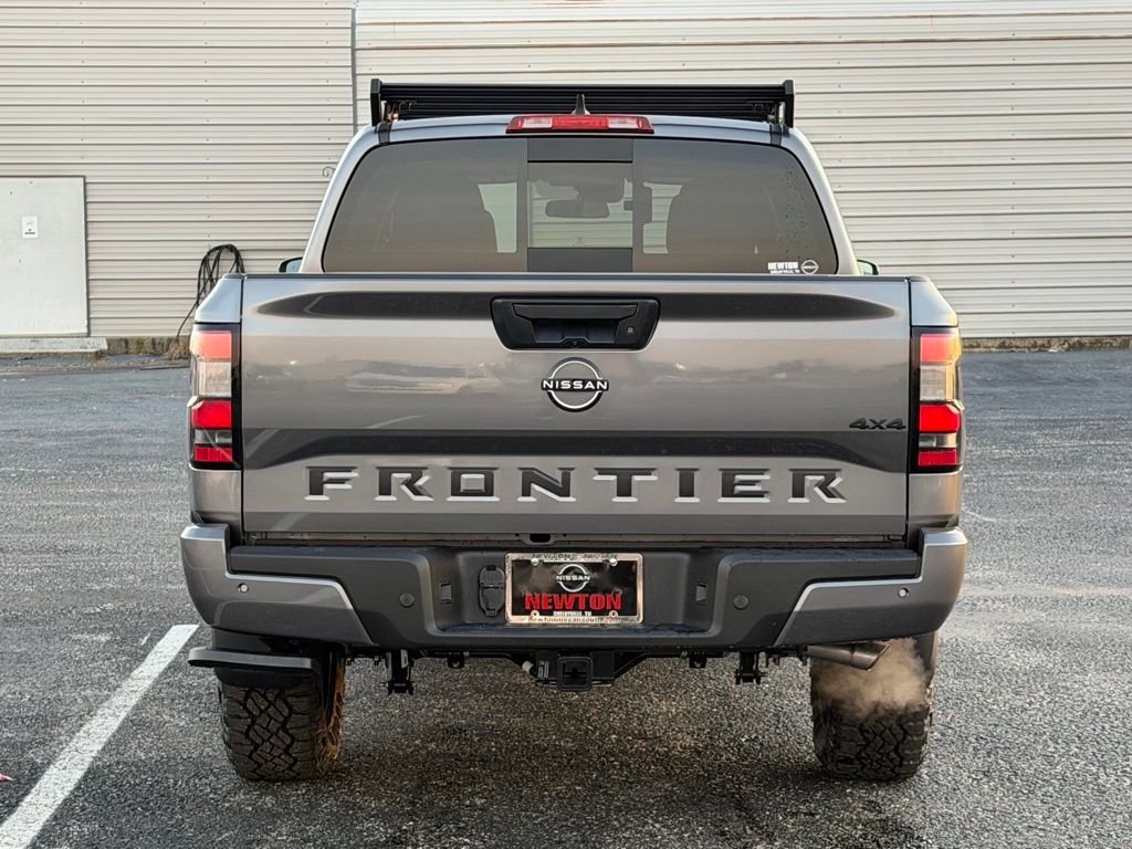View vehicle photo 6