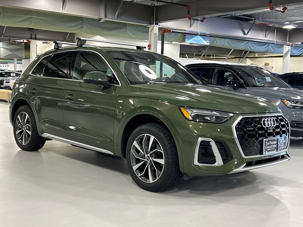 District Green Metallic 2022 Audi Q5 SUV / Crossover All-Wheel Drive 7-Speed Automatic