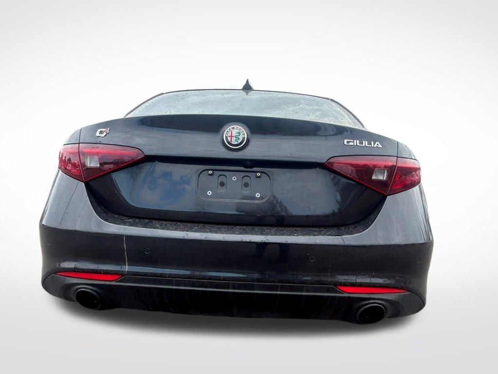 2022 Alfa Romeo Giulia Ti 6