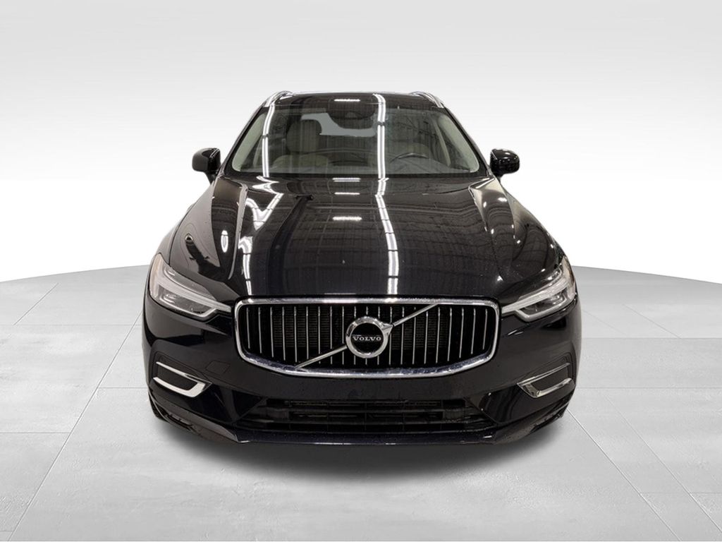 Thumbnail: 2018 Volvo XC60 - 8