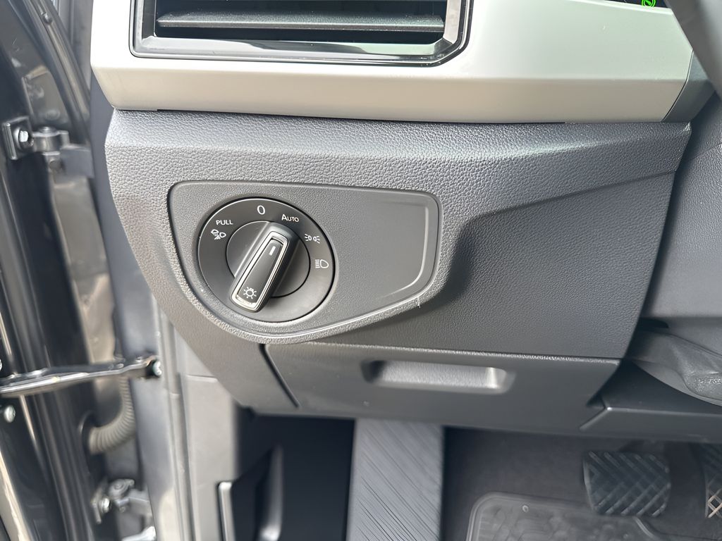 Used Car 2022 Volkswagen Atlas  3.6l V6 Se W/technology For Sale Under $30,000 In Austin, Texas