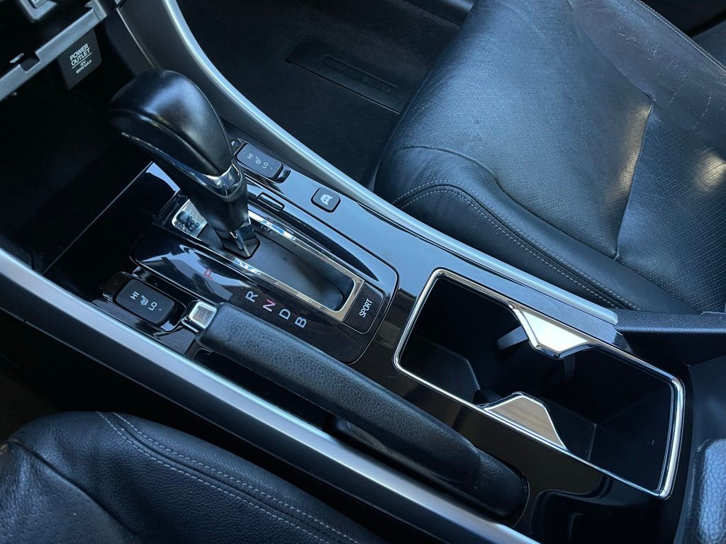 Thumbnail: 2017 Honda Accord - 21