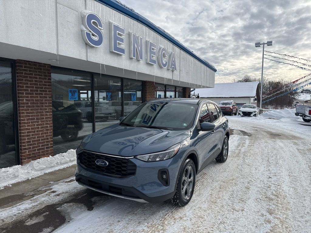 2025 Ford Escape ST-Line Select