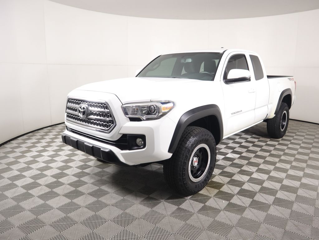 Thumbnail: 2017 Toyota Tacoma - 1