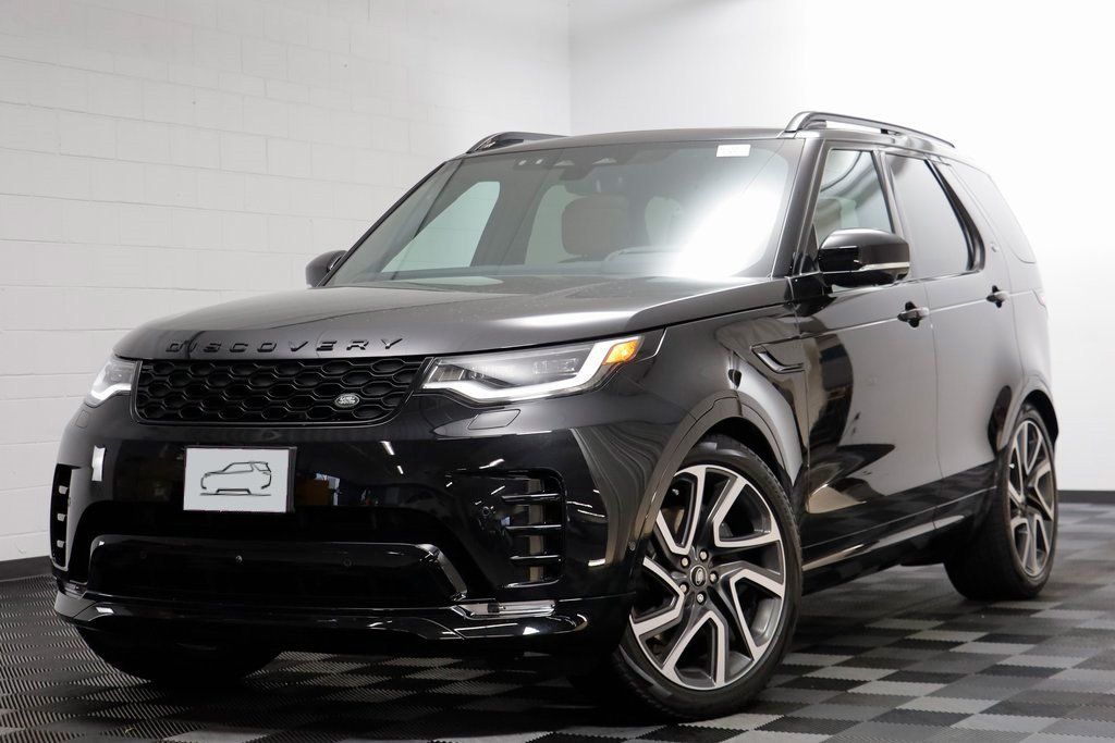 2025 Land Rover Discovery P360 Dynamic SE AWD