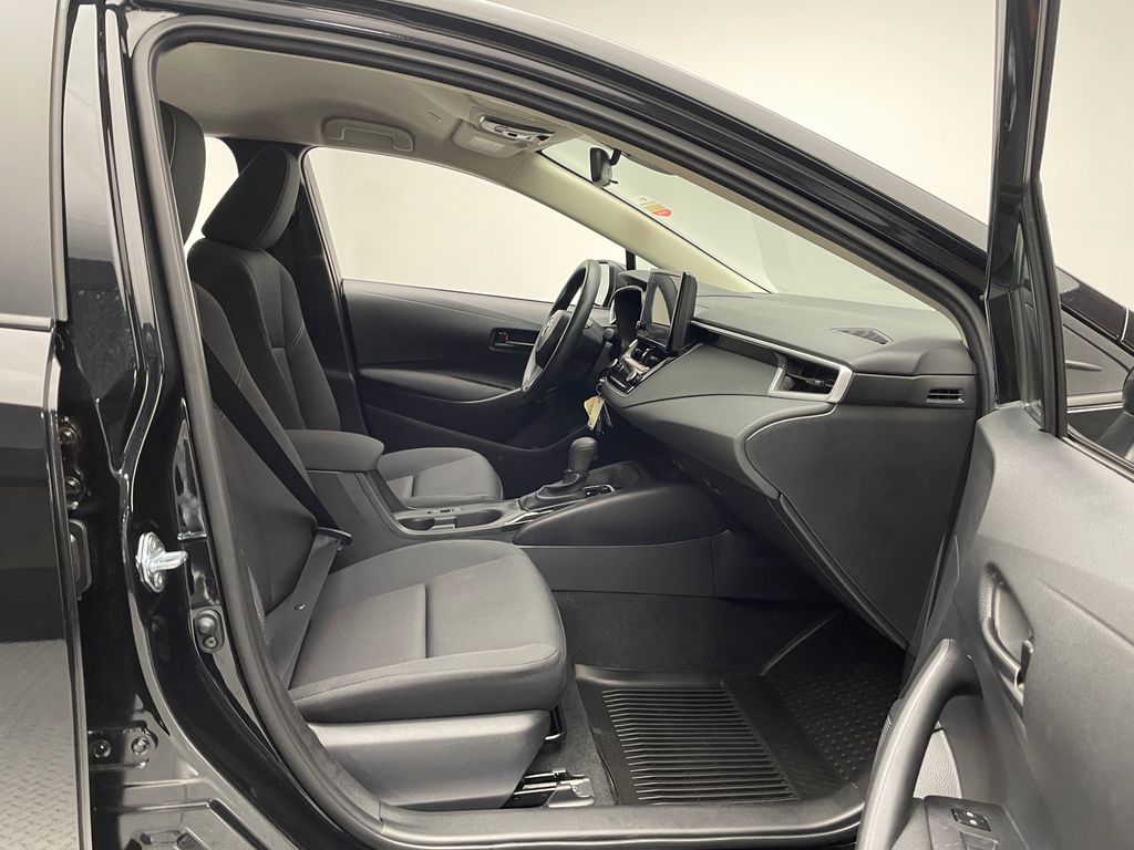 Thumbnail: 2025 Toyota Corolla - 16