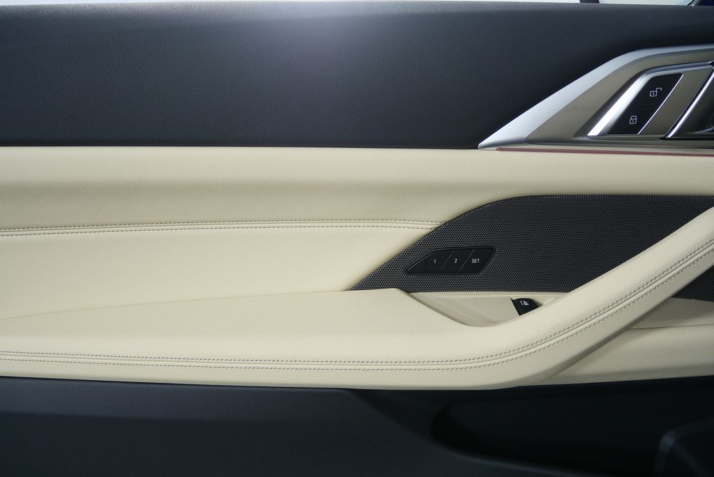 Thumbnail: 2026 BMW 4 Series - 9