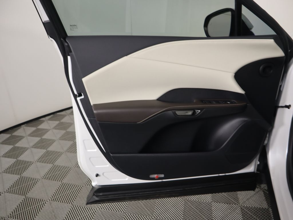 Thumbnail: 2024 Lexus RX - 24