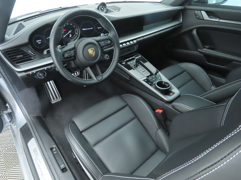 Thumbnail: 2024 Porsche 911 - 4