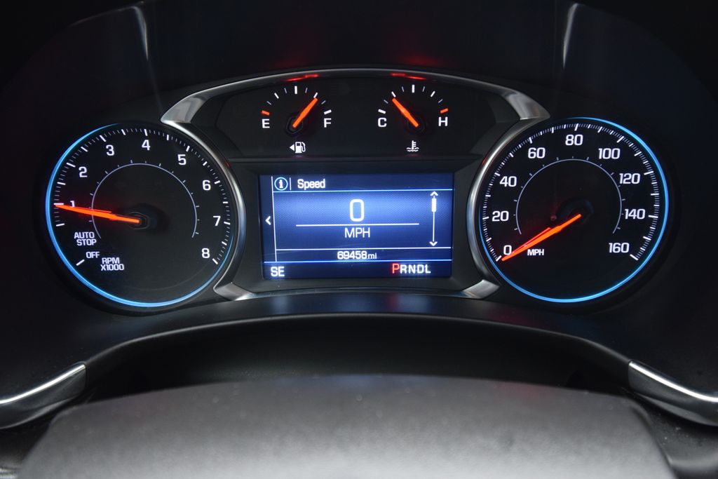 used 2023 Chevrolet Equinox car, priced at $18,000