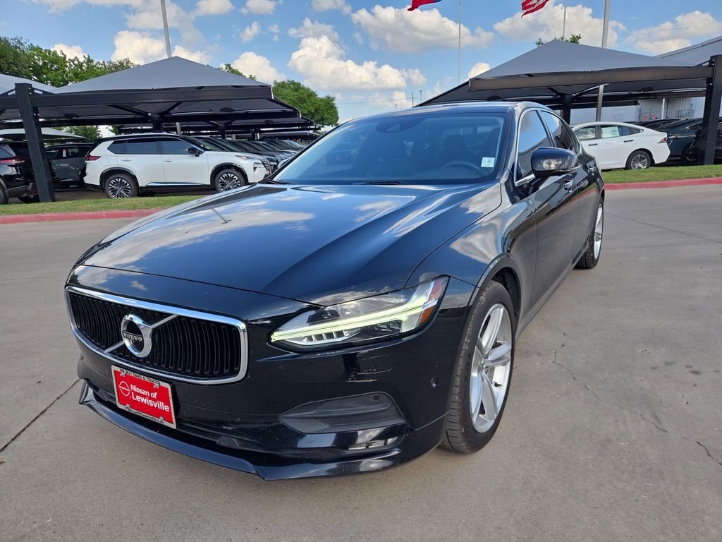 2018 Volvo S90 T5 Momentum