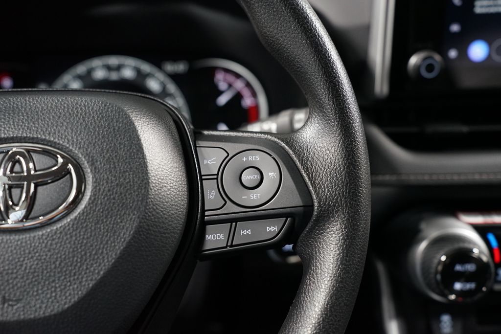 Thumbnail: 2025 Toyota RAV4 - 13