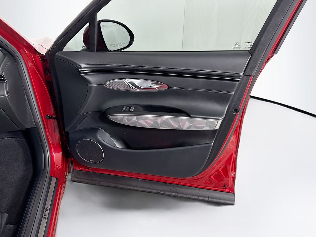 Thumbnail: 2024 Genesis GV70 - 26