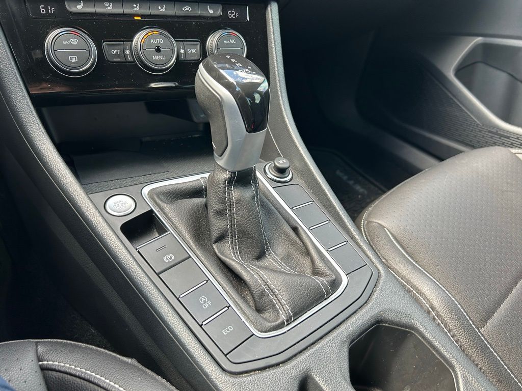 Thumbnail: 2023 Volkswagen Jetta - 27