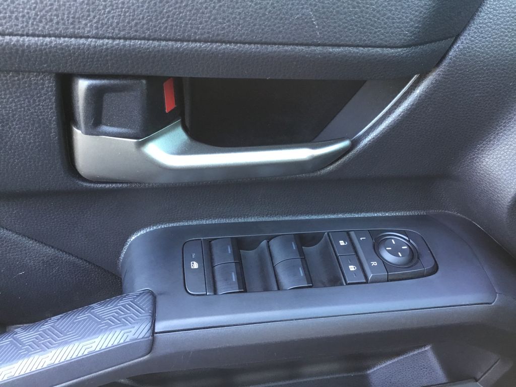 Thumbnail: 2025 Toyota Tacoma - 17