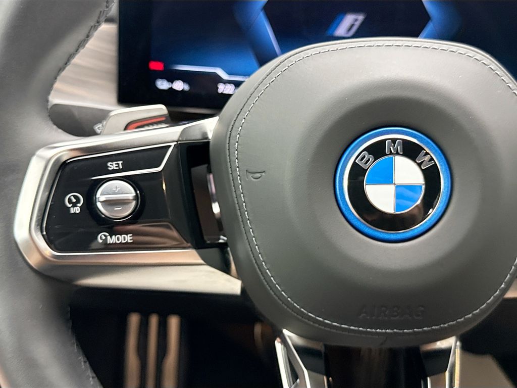 Thumbnail: 2023 BMW i7 - 11