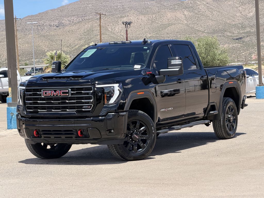 2025 GMC Sierra 2500HD AT4 Crew Cab 4WD