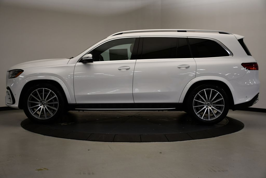 Thumbnail: 2026 Mercedes-Benz GLS - 2