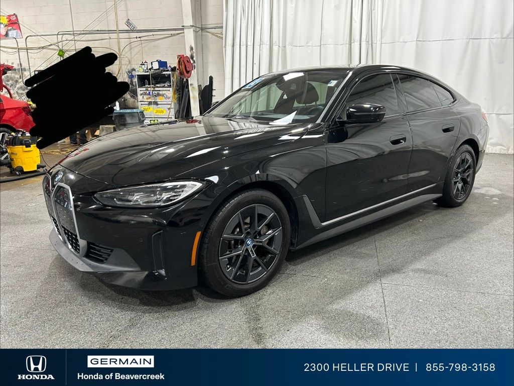 Used 2023 Black BMW eDrive35 image 4