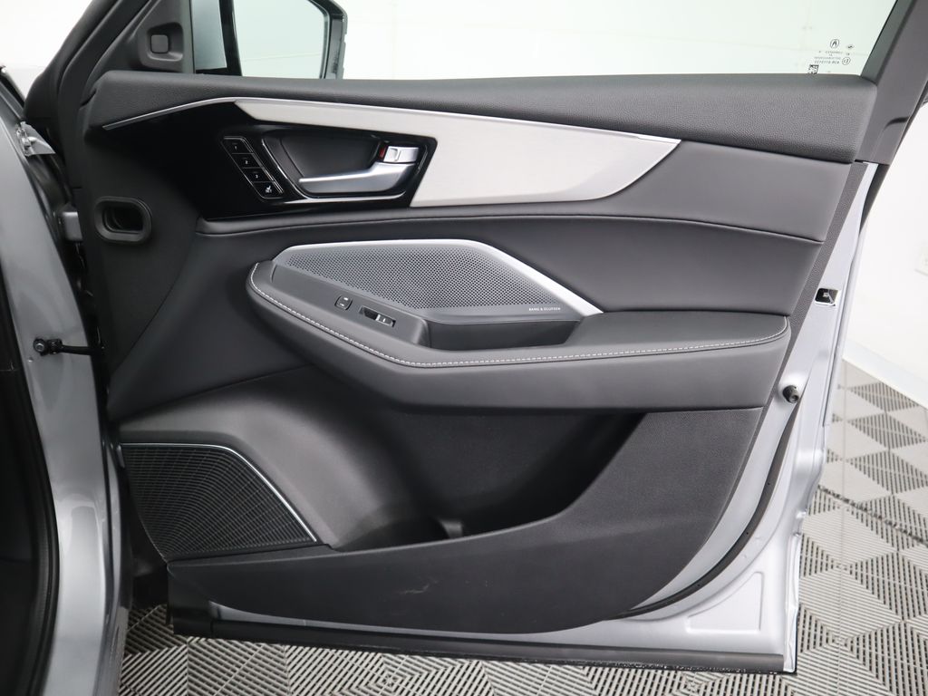 Thumbnail: 2026 Acura MDX - 28