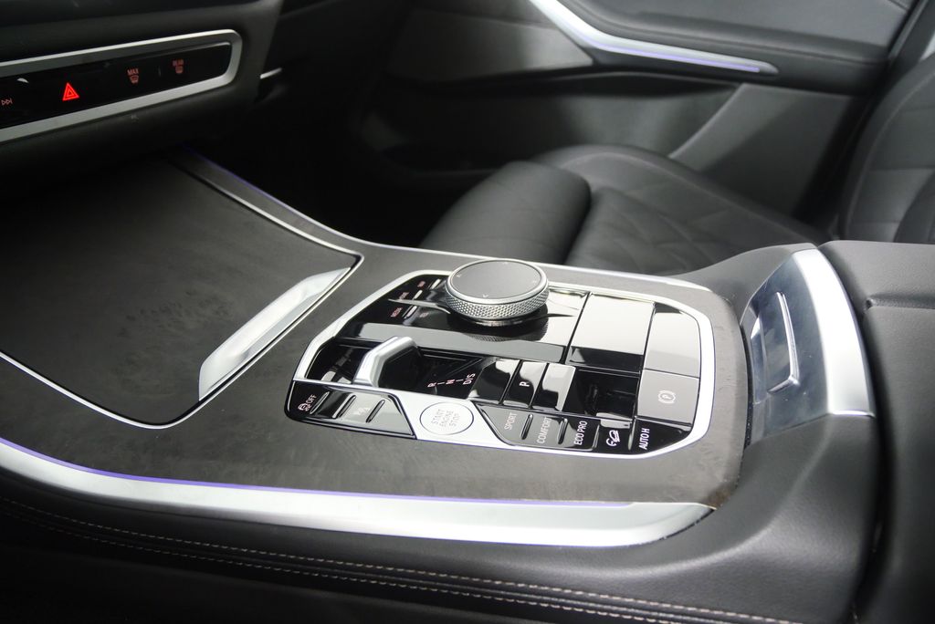 Thumbnail: 2025 BMW X5 - 27