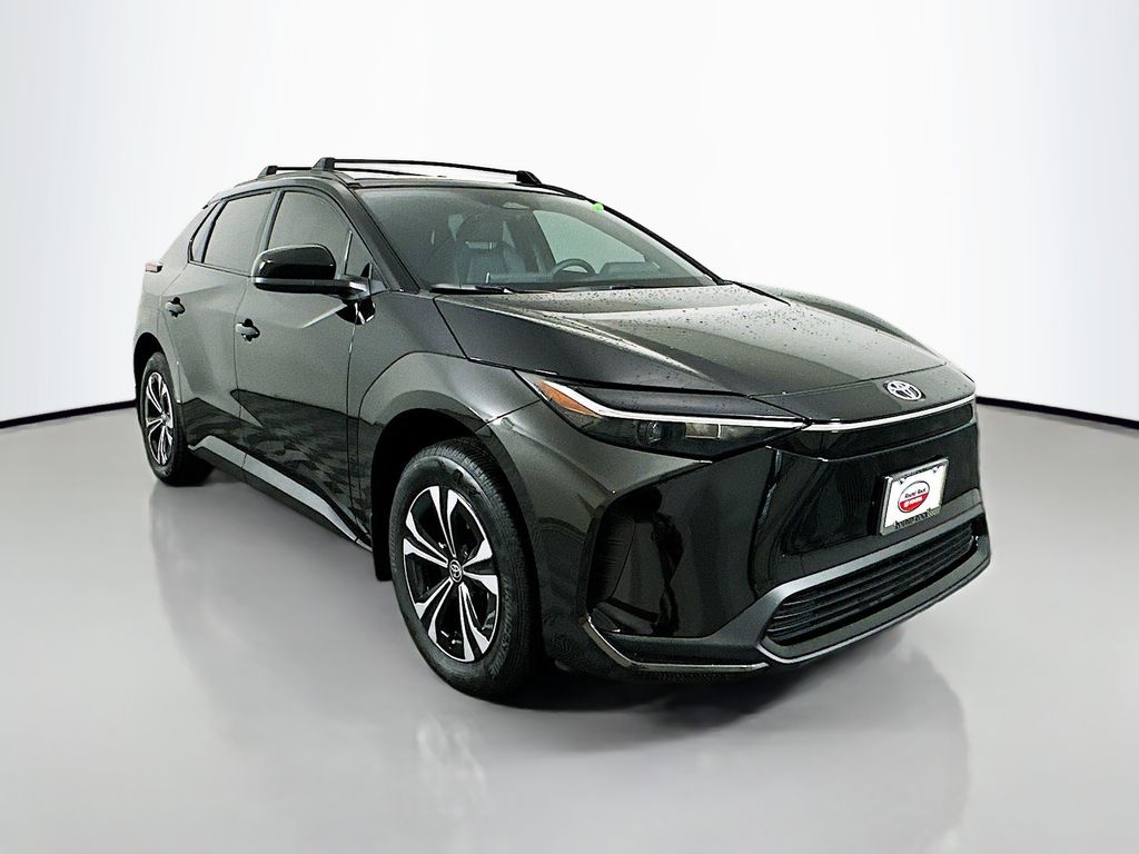 2024 Toyota bZ4X XLE 3