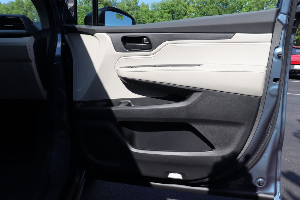 Thumbnail: 2026 Honda Odyssey - 20