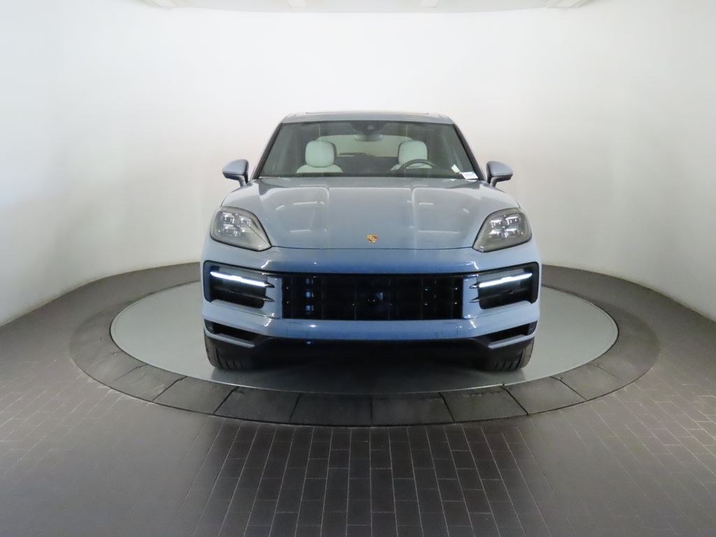 Thumbnail: 2025 Porsche Cayenne - 10