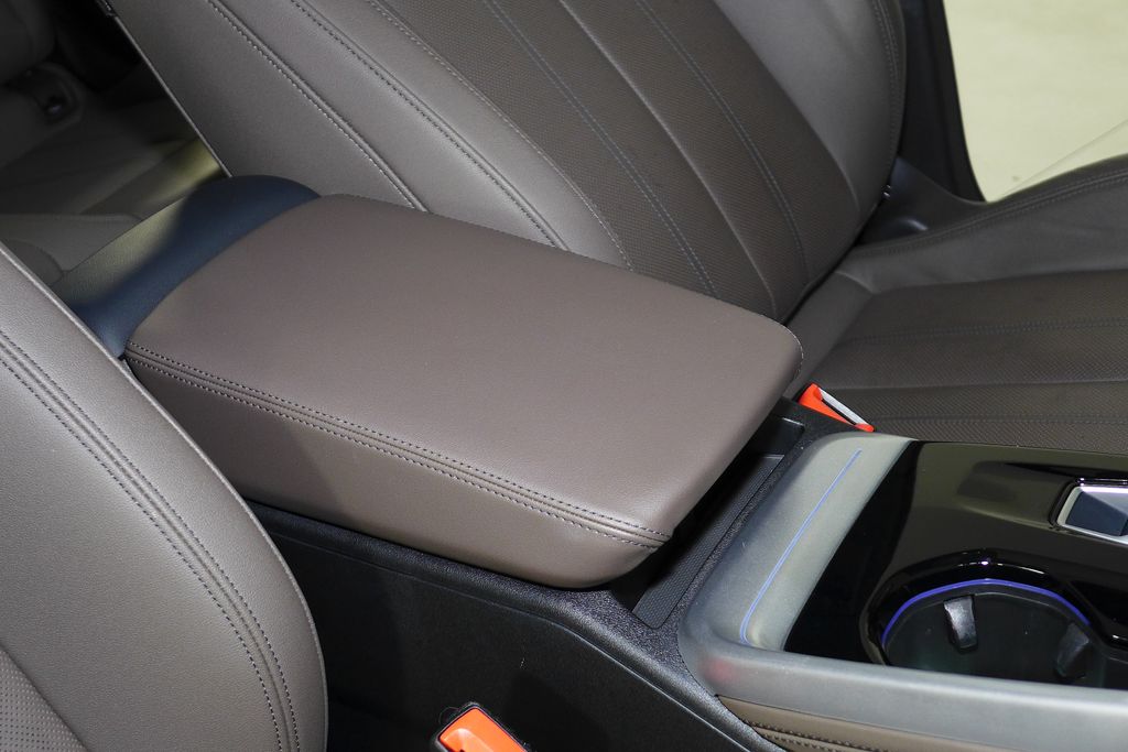 Thumbnail: 2025 Audi Q5 - 16