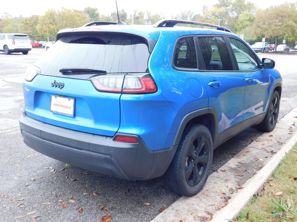 Thumbnail: 2020 Jeep Cherokee - 4