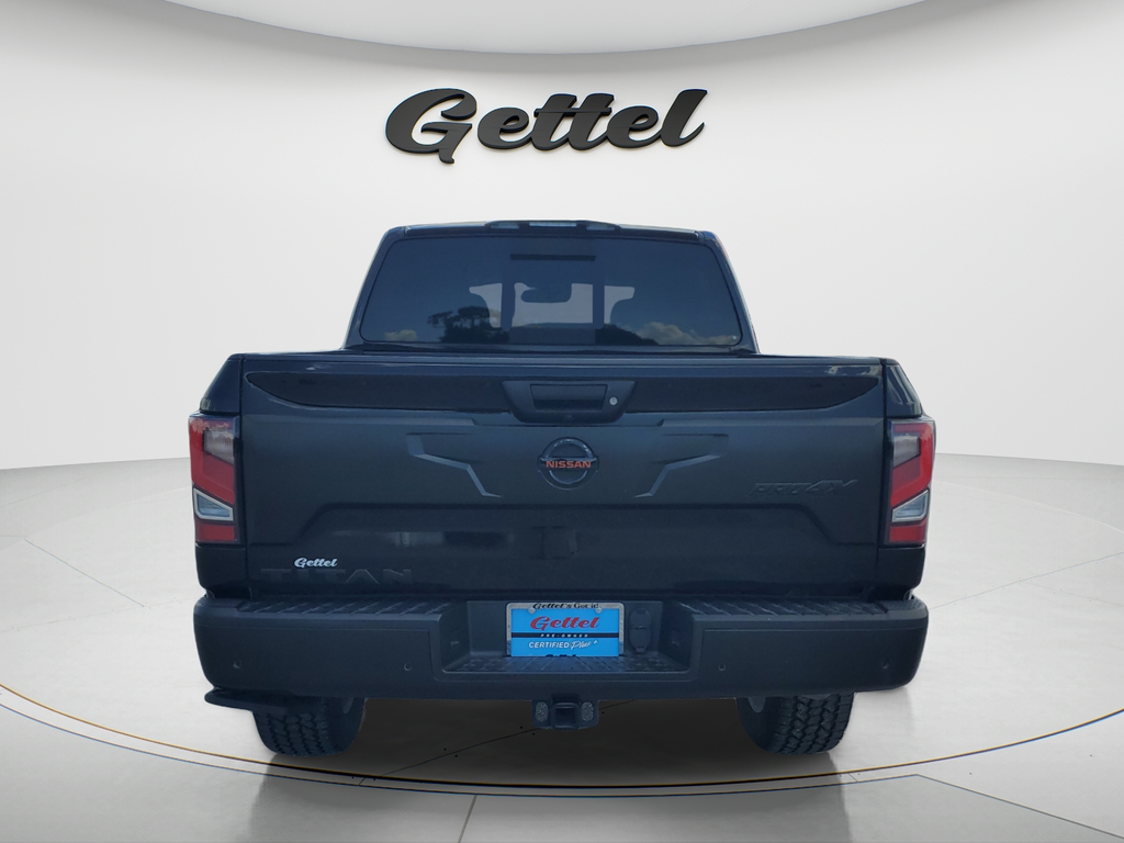 Used 2021 Black Nissan PRO-4X image 6