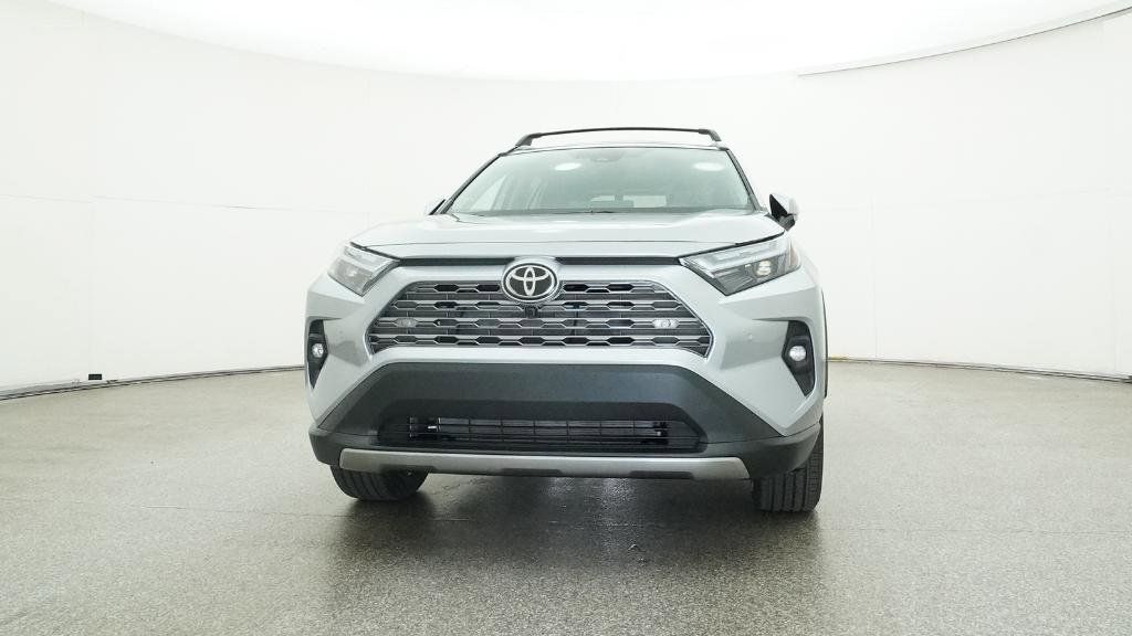 Thumbnail: 2025 Toyota RAV4 - 17