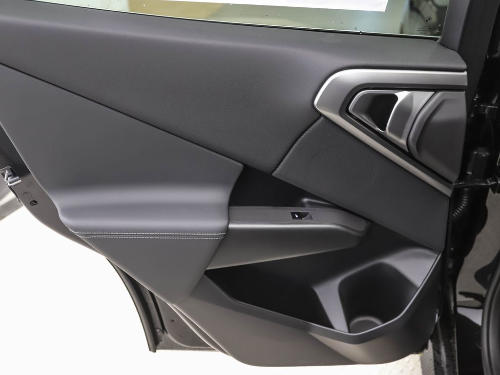 Thumbnail: 2026 BMW X3 - 21