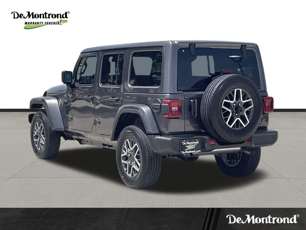 2025 Jeep Wrangler Sahara - 8