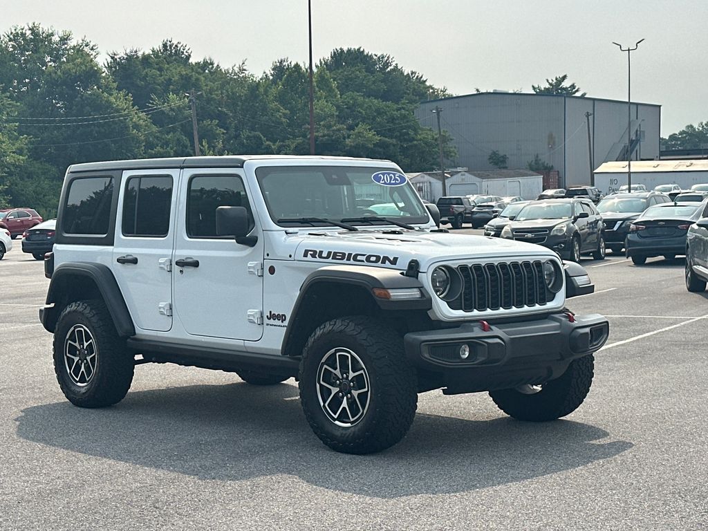 Bright White Clearcoat 2025 Jeep Wrangler SUV / Crossover Four-Wheel Drive 8-Speed Automatic