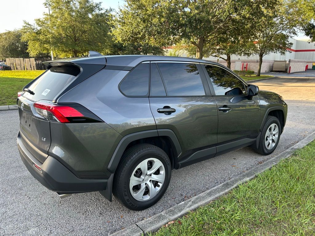 Thumbnail: 2024 Toyota RAV4 - 4